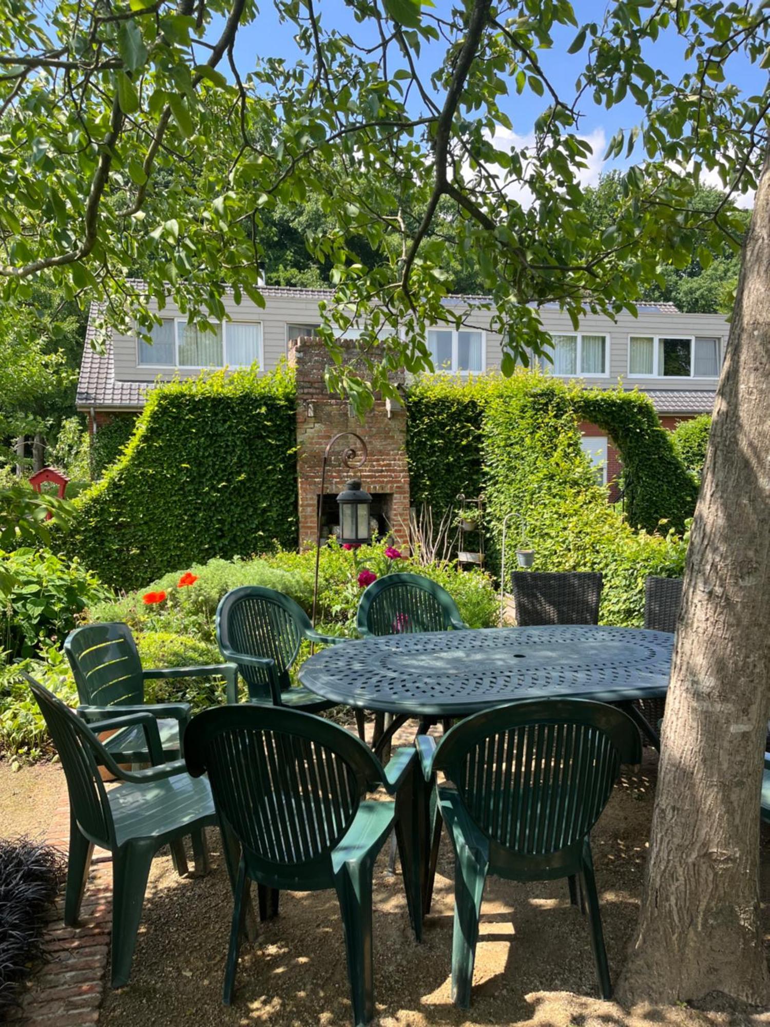Logies Tuin Der Zinnen Rijkevorsel Exterior foto